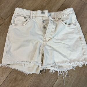 Women's Cream Frayed Shorts